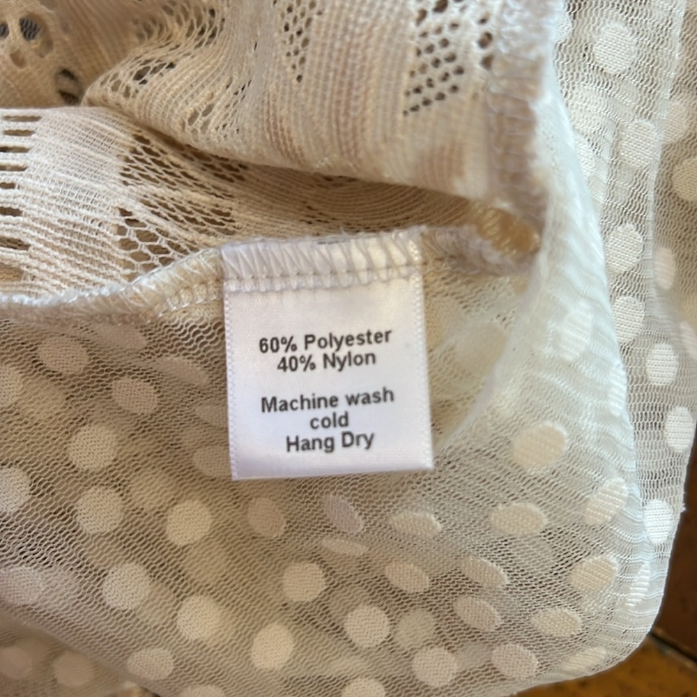 New Cream Lace long Vest from Vine Street - Picture 7 of 7